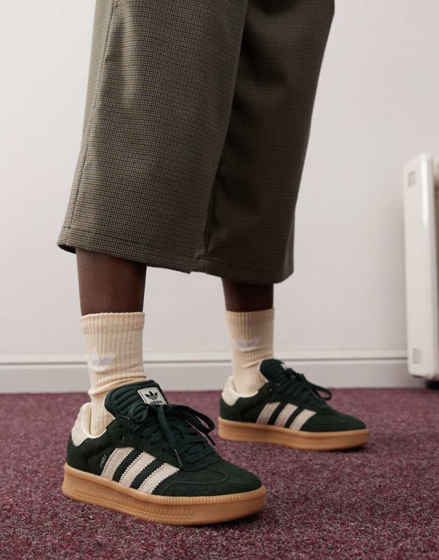 adidas Originals - Samba XLG - Sneaker in Dunkelgrün und Weiß adidas Originals - Samba XLG - Sneaker in Dunkelgrün und Weiß von adidas Originals