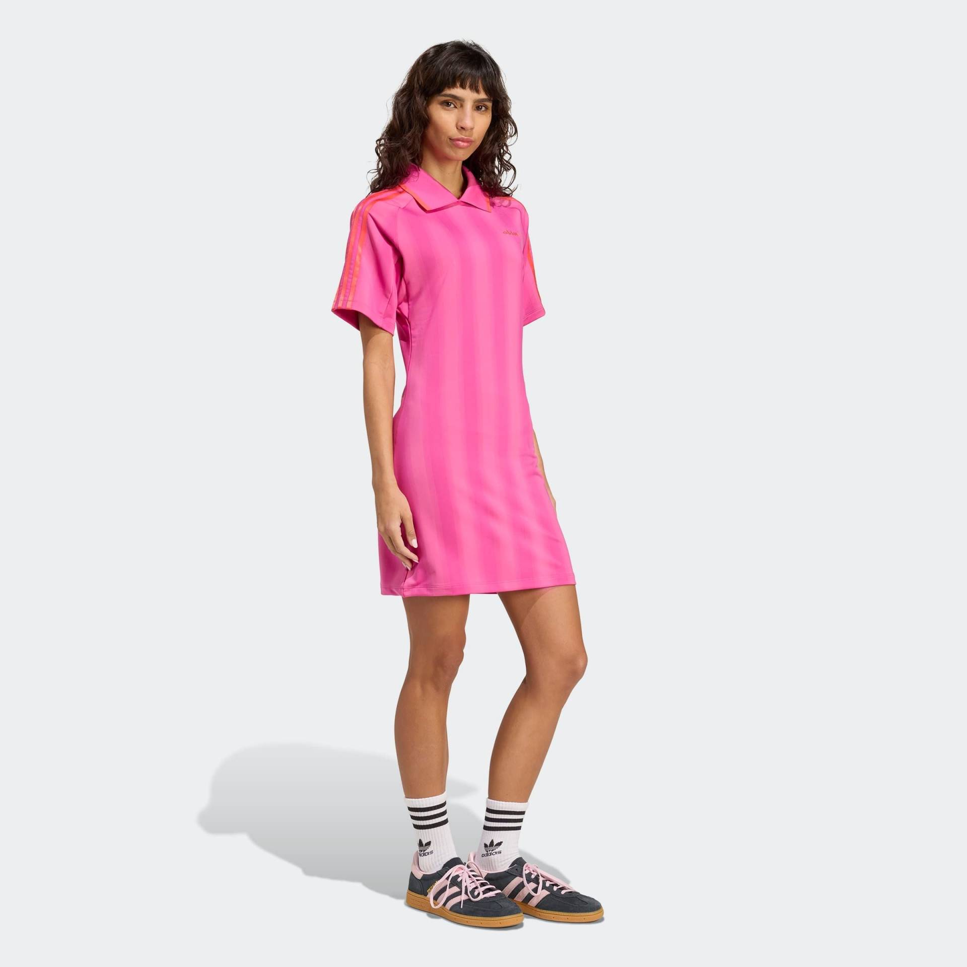 adidas Originals Shirtkleid "FOOTIE DRESS" 1 Stk. tlg. adidas Originals Shirtkleid "FOOTIE DRESS" 1 Stk. tlg. von adidas Originals