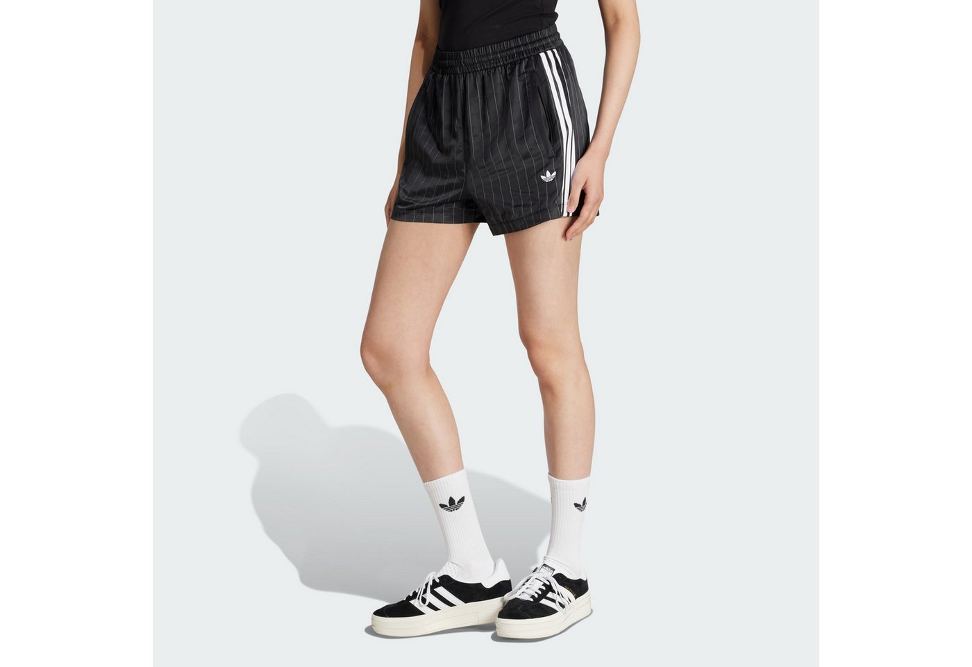 adidas Originals Shorts ADIDAS ORIGINALS PIN-STRIPE SATINSHORTS (1-tlg) von adidas Originals
