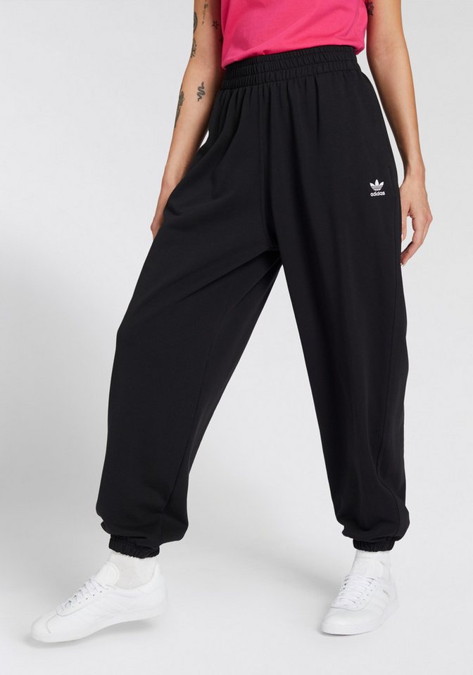 adidas Originals Sporthose ESS BYFR JOGGER (1-tlg) Boyfriend Style, bequem und lässig, weiches French Terry von adidas Originals