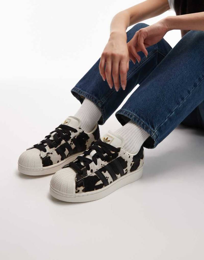adidas Originals - Superstar II - Sneaker mit Kuhfellmuster-Bunt von adidas Originals