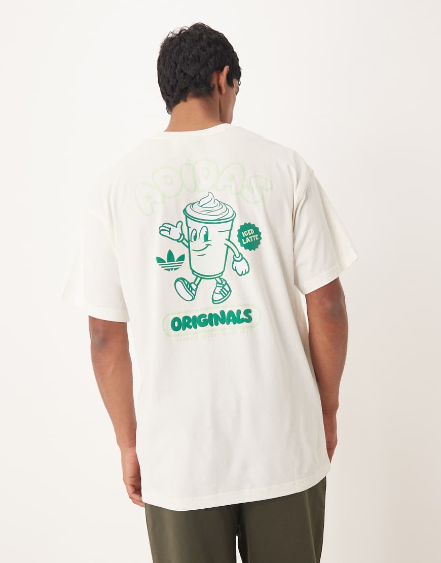 adidas Originals - T-Shirt in Wollweiß mit Eiskaffee-Print von adidas Originals