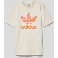 adidas Originals T-Shirt mit Label-Print in Offwhite, Größe 140 von adidas Originals