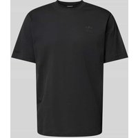 adidas Originals T-Shirt mit Label-Stitching in Black, Größe S adidas Originals T-Shirt mit Label-Stitching in Black, Größe S von adidas Originals