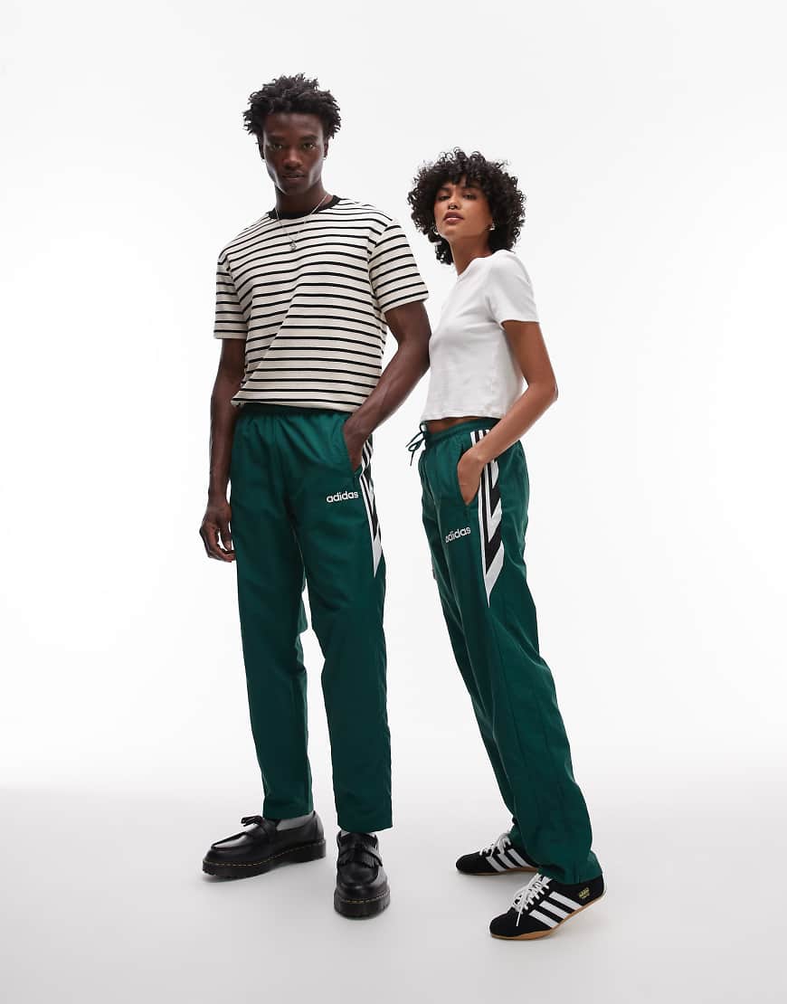 adidas Originals - Trainingshose aus Webstoff in Grün von adidas Originals