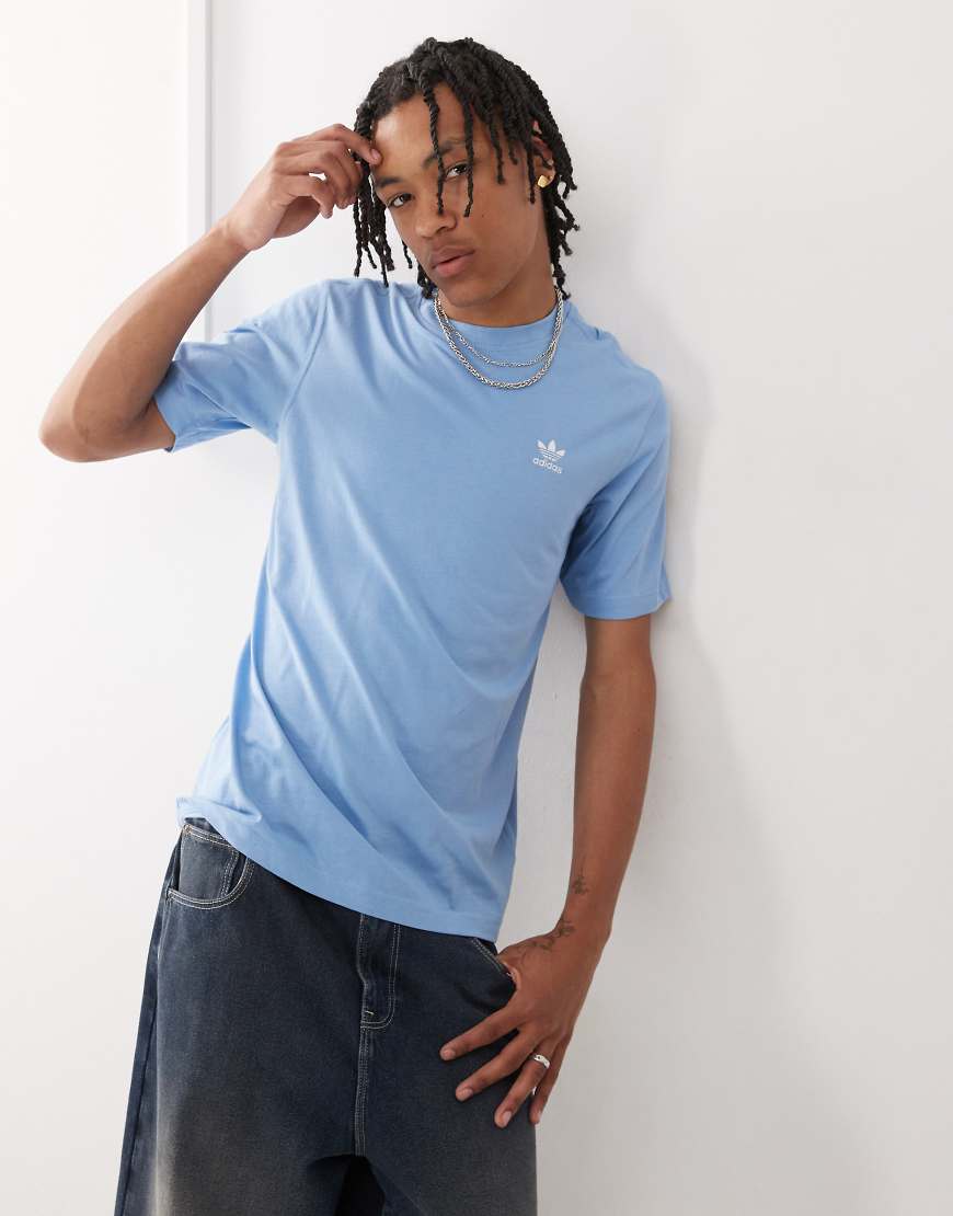 adidas Originals - Trefoil Essentials - T-Shirt in Blau von adidas Originals