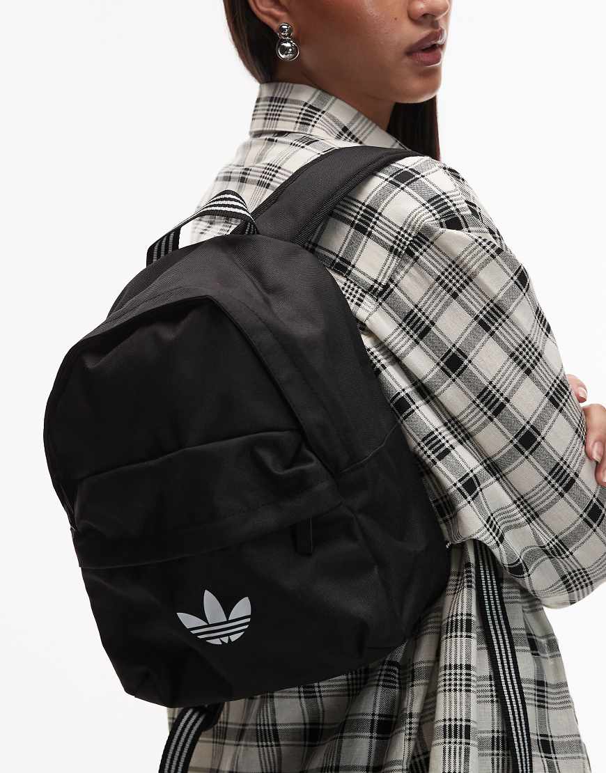 adidas Originals - adicolor - Rucksack in Schwarz von adidas Originals