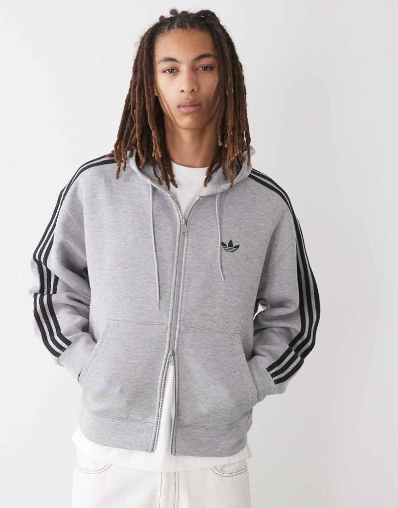 adidas Originals - adicolor - Oversize-Kapuzenpullover in Mittelgrau meliert von adidas Originals
