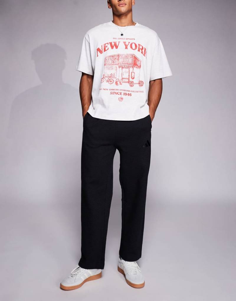 adidas Sportswear - Trainingshose in Schwarz mit Waffelstruktur von adidas Originals