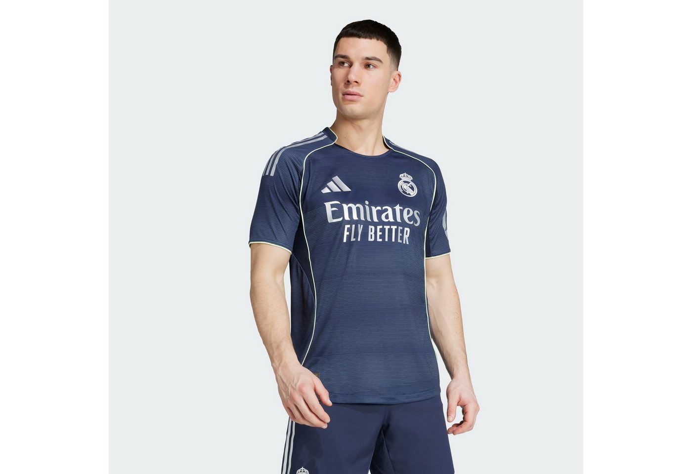 adidas Performance T-Shirt REAL MADRID 25/26 AUSWÄRTSTRIKOT AUTHENTIC adidas Performance T-Shirt REAL MADRID 25/26 AUSWÄRTSTRIKOT AUTHENTIC von adidas Performance