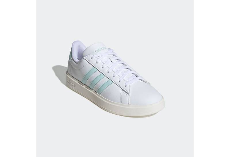 adidas Sportswear GRAND COURT CLOUDFOAM LIFESTYLE COURT COMFORT Sneaker Design auf den Spuren des adidas Superstar von adidas Sportswear