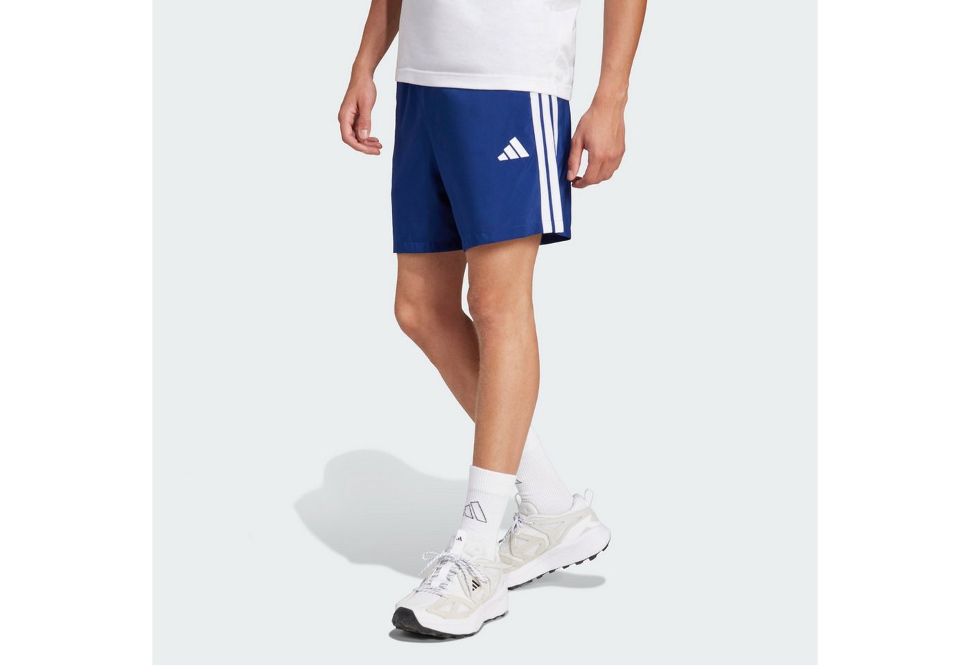 adidas Sportswear Shorts ESSENTIALS 3-STREIFEN CHELSEA SHORTS adidas Sportswear Shorts ESSENTIALS 3-STREIFEN CHELSEA SHORTS von adidas Sportswear