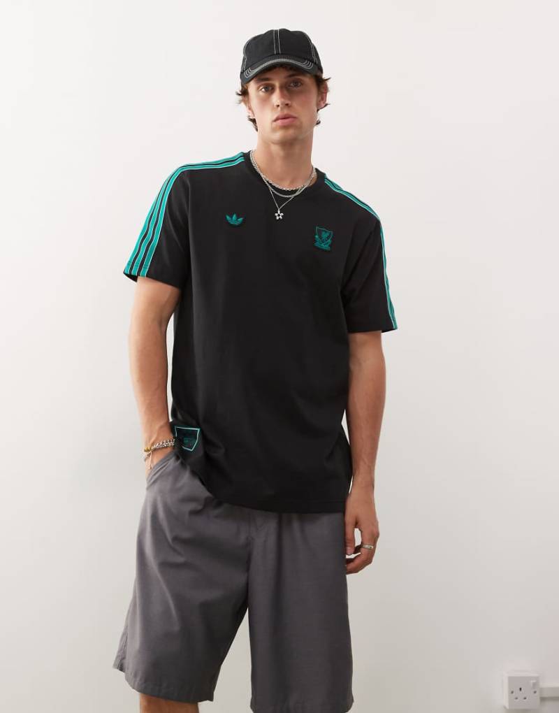 adidas Football - Liverpool Icon - T-Shirt in Schwarz und Grün von adidas performance