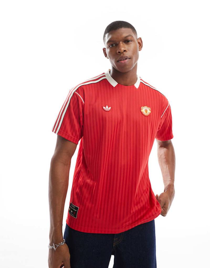 adidas Football - Manchester United Icons - T-Shirt in Rot von adidas performance