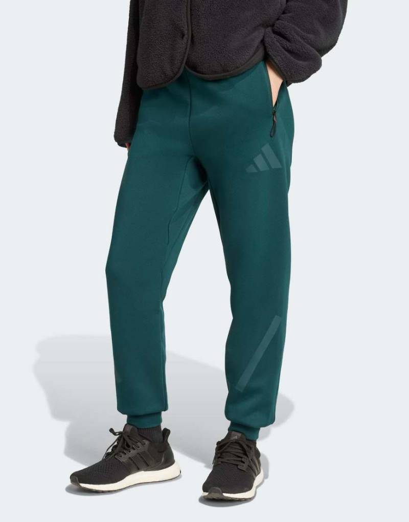 adidas Performance - Adidas Z. N.E. - Hose in Aurora Ivy-Grün von adidas performance