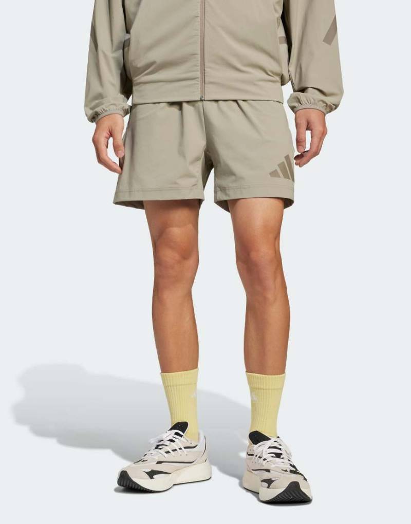 adidas Performance - Adidas Z. N.E. - Shorts aus Webstoff in Kittbeige-Grau von adidas performance