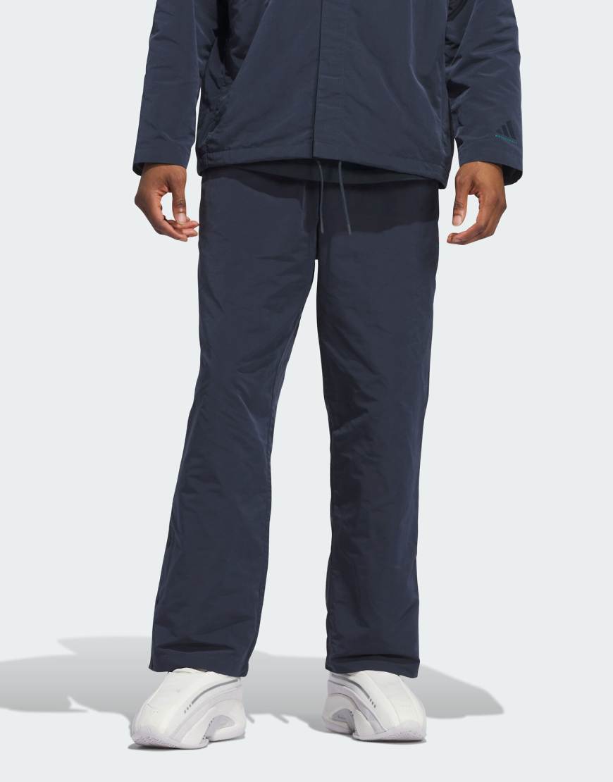 adidas Performance - Basketball-Hose aus Webstoff in Aurora-Tintenblau mit Druckknöpfen adidas Performance - Basketball-Hose aus Webstoff in Aurora-Tintenblau mit Druckknöpfen von adidas performance