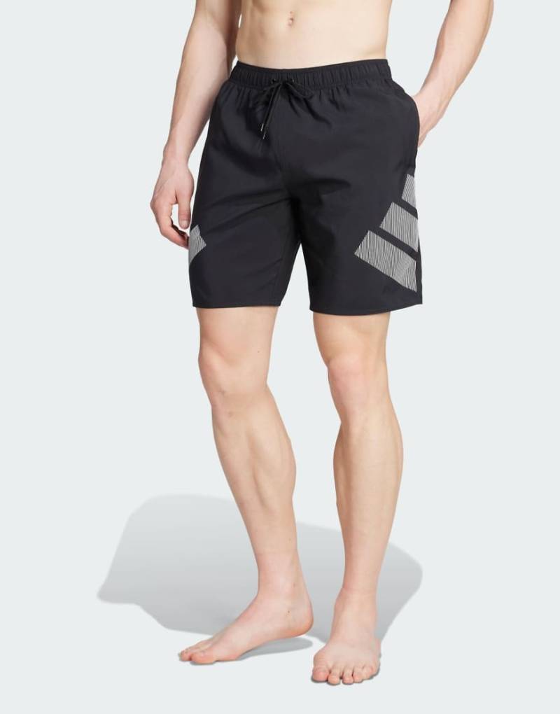 adidas Performance - Big Bars - Shorts in Schwarz/Weiß, 8 Zoll adidas Performance - Big Bars - Shorts in Schwarz/Weiß, 8 Zoll von adidas performance