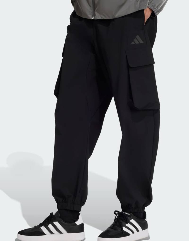 adidas Performance - City Tech - Windschutz-Hose in Schwarz von adidas performance