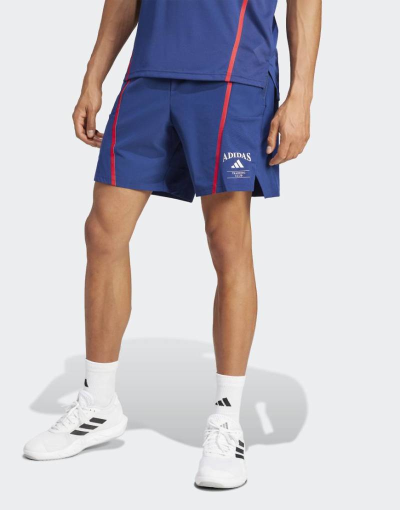 adidas Performance - Designed for Training - Shorts in Dunkelblau und Kalkweiß von adidas performance