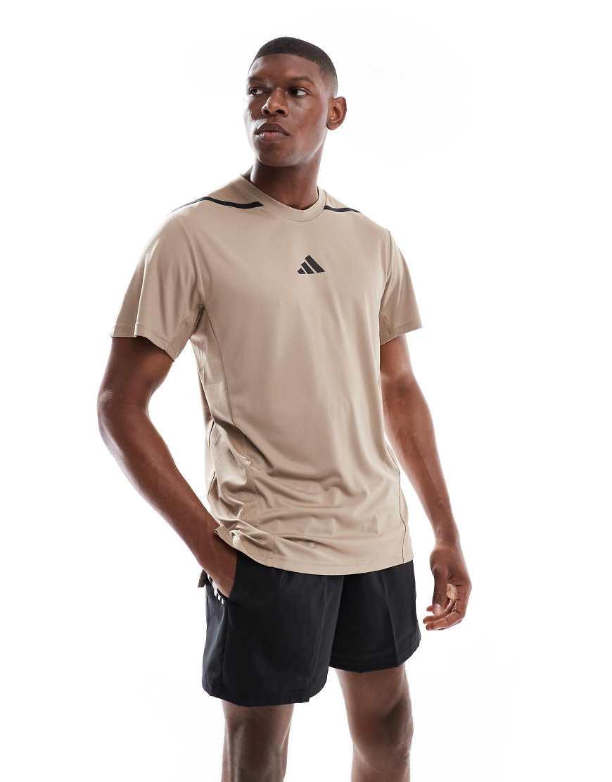 adidas Performance - Designed for training Pro-Series - T-Shirt in Kreidebraun von adidas performance