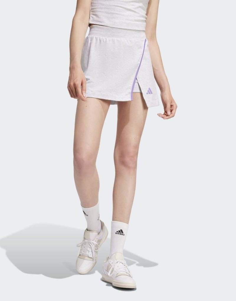 adidas Performance - Essentials - Color-Pop - Baumwoll-Skort in meliertem Hellgrau von adidas performance