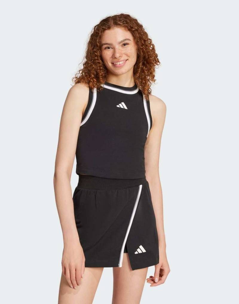 adidas Performance - Essentials - Cropped-Tanktop aus Baumwolle in Schwarz mit Farbakzent von adidas performance