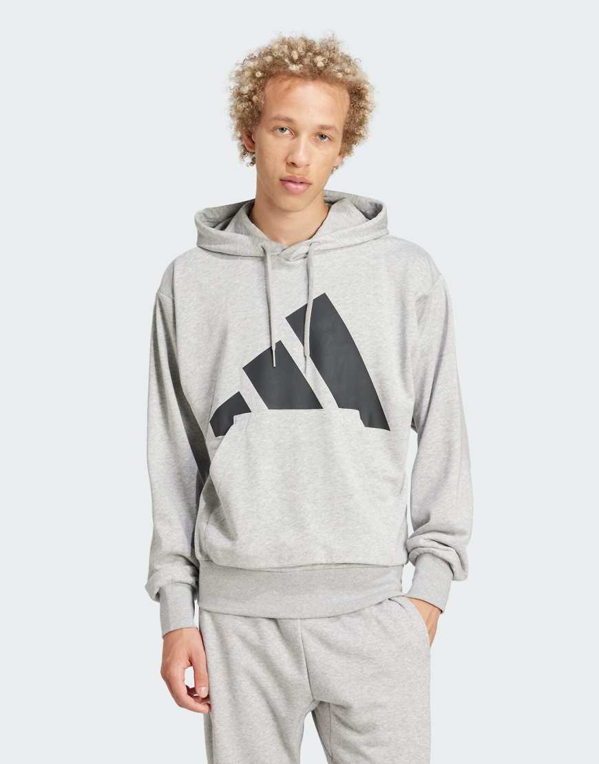 adidas Performance - Essentials - Kapuzenpullover aus Sommersweat in mittlerem Heidegrau und Schwarz mit großem Logo von adidas performance