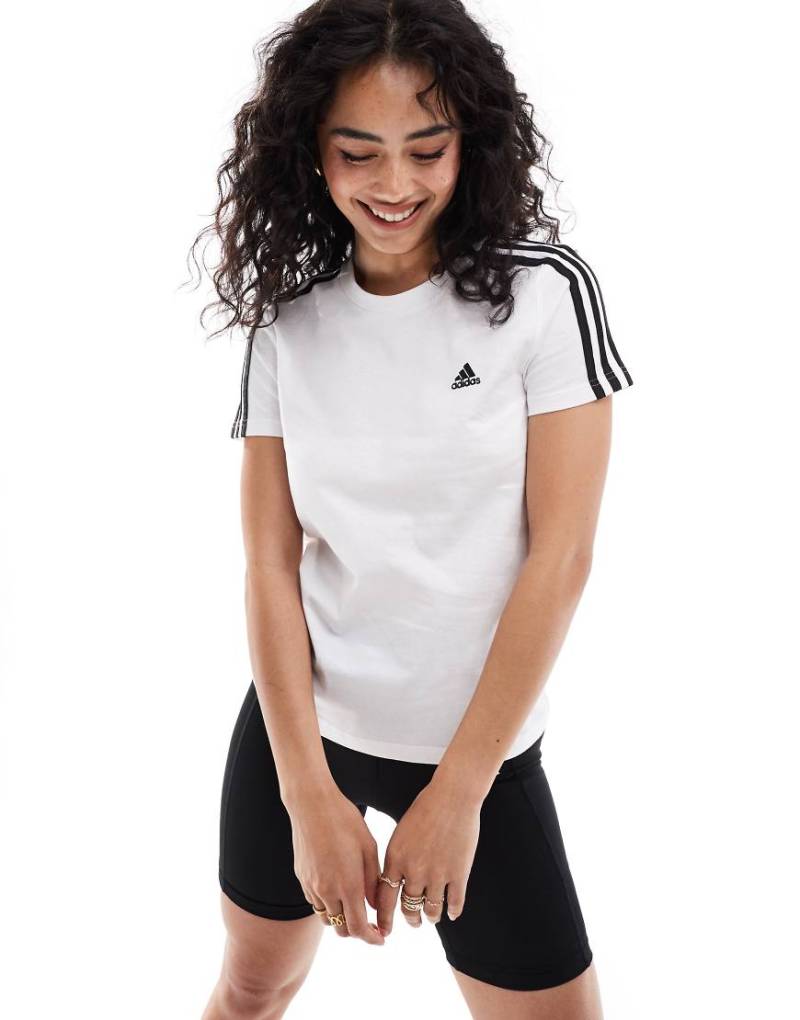 adidas Performance - Essentials - Schmales T-Shirt in Weiß mit den drei Streifen von adidas performance