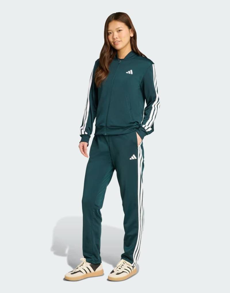 adidas Performance - Essentials - Trainingsanzug in Aurora Ivy mit den 3 Streifen-Grün von adidas performance