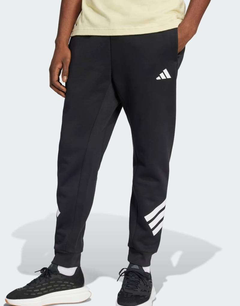 adidas Performance - Future Icons - Hose in Schwarz mit 3-Streifen-Design von adidas performance