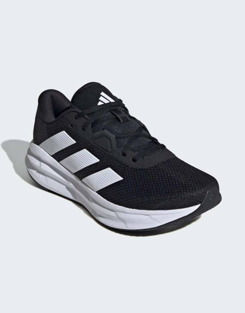 adidas Performance - Galaxy 7 - Laufschuhe in Core-Schwarz/Wolkenweiß/Car von adidas performance