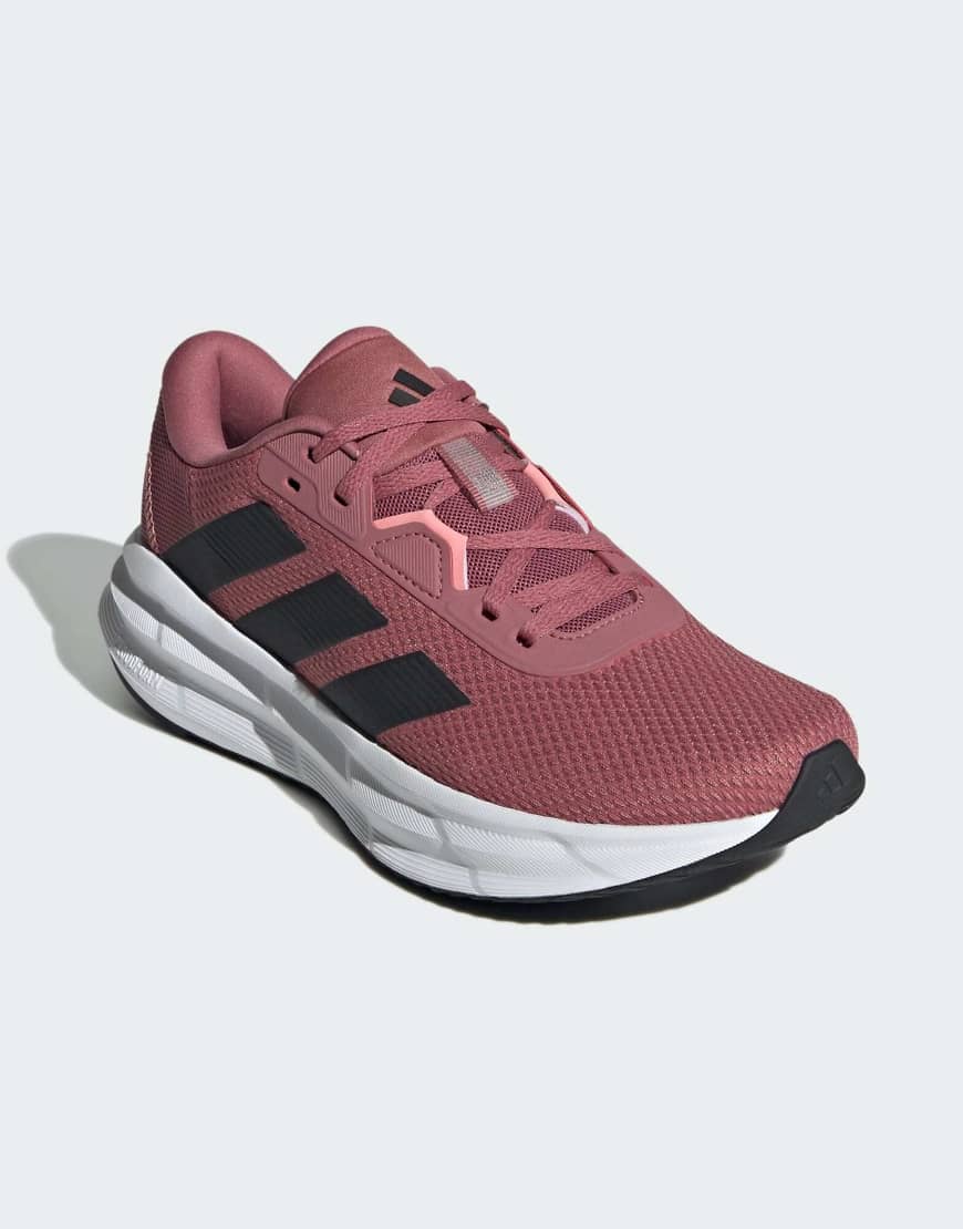 adidas Performance - Galaxy 7 - Laufschuhe in Rosa / Kernschwarz / Semi-Rosa von adidas performance