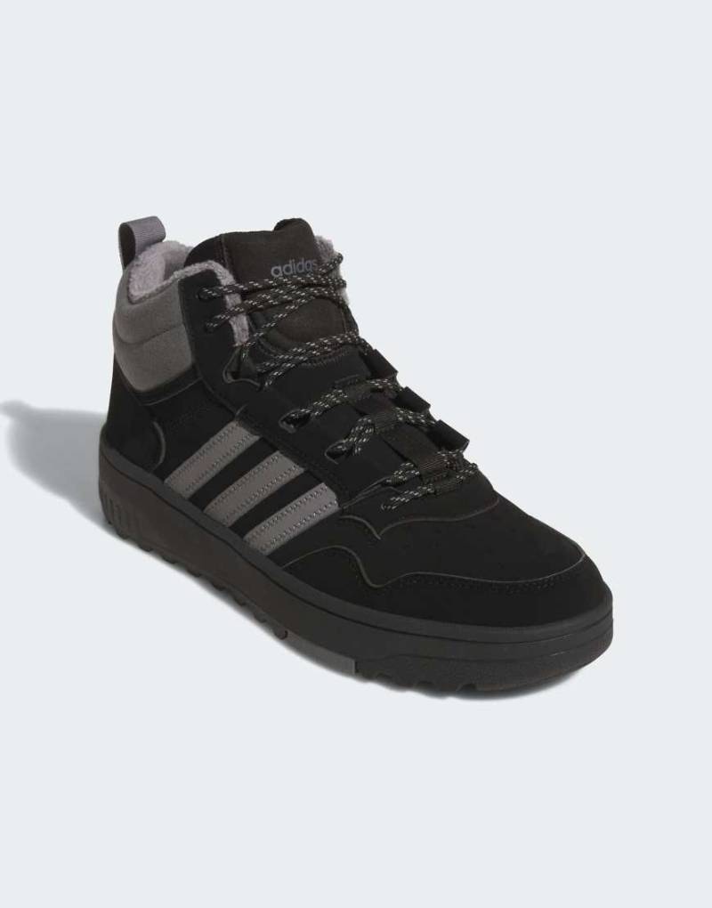 adidas Performance - Hoops 4.0 - Mittelhohe Schuhe in Schwarz und Grau von adidas performance