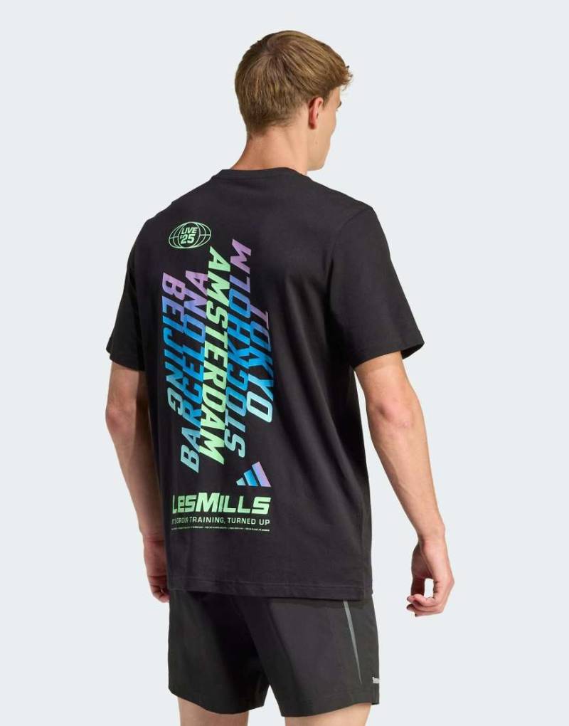 adidas Performance - Lesmills - T-Shirt in Schwarz mit Tour-Grafik von adidas performance