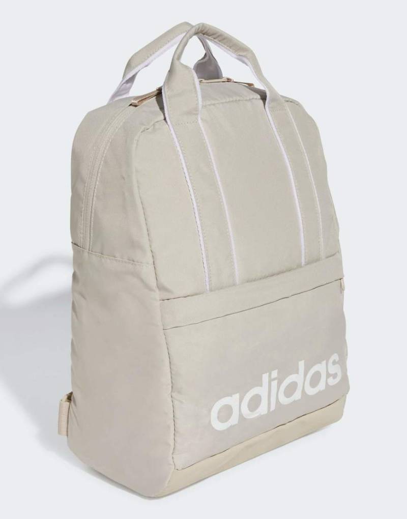 adidas Performance - Linear - Essentials - Rucksack in Beige / Weiß-Neutral von adidas performance