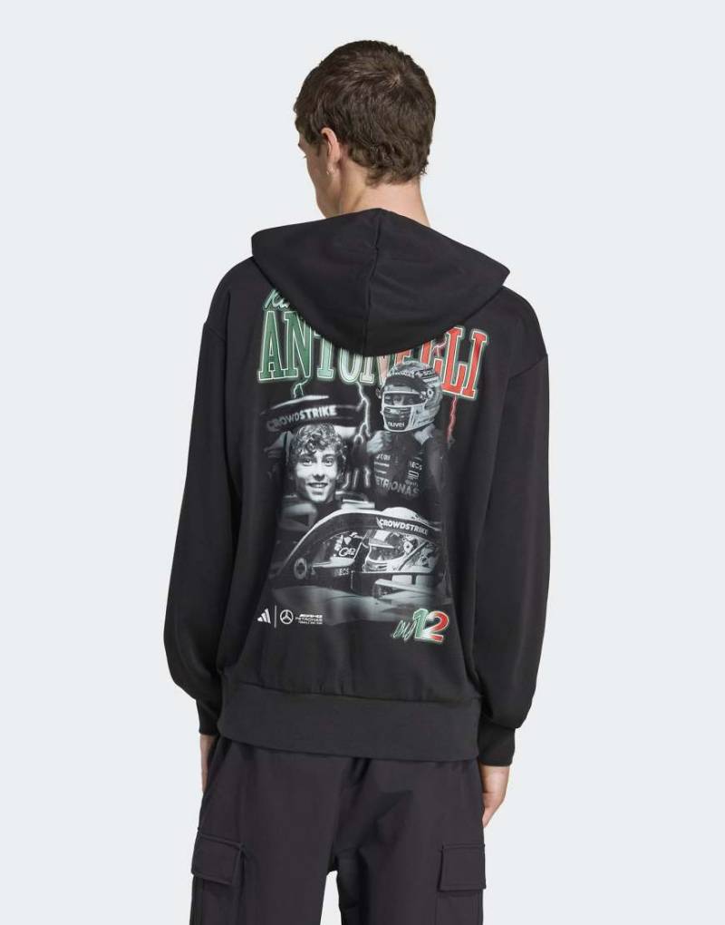 adidas Performance - Mercedes-AMG Petronas Formel 1 Team Kimi Antonelli - Kapuzenpullover in Schwarz mit Print von adidas performance