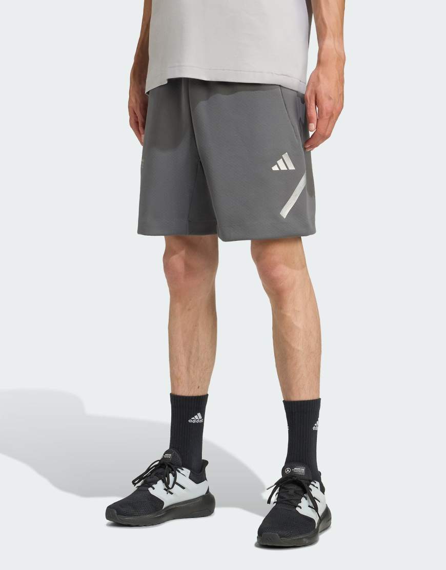 adidas Performance - Mercedes - AMG Petronas Formel 1 Team Silver Arrows - Shorts in Grey Five-Grau von adidas performance