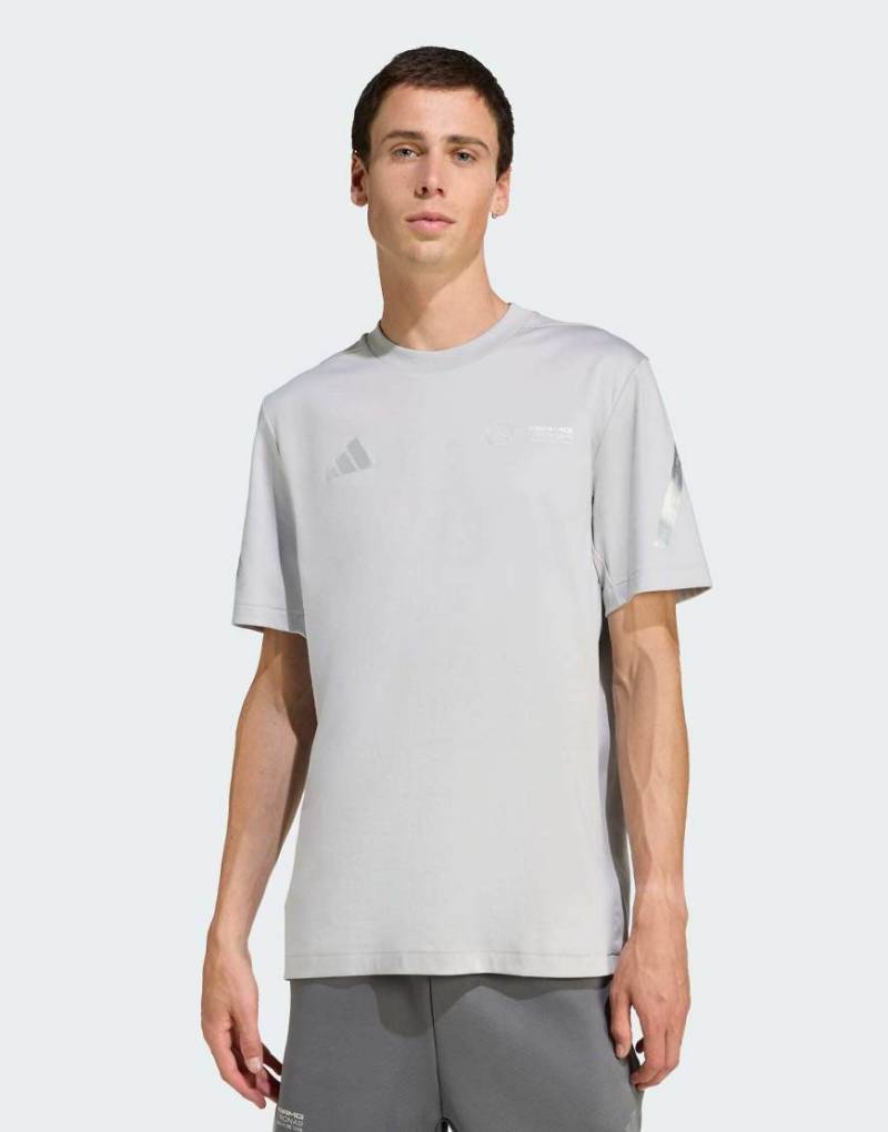 adidas Performance - Mercedes-AMG Petronas Formel 1 Team Silver Arrows - T-Shirt in Grey Two-Grau von adidas performance