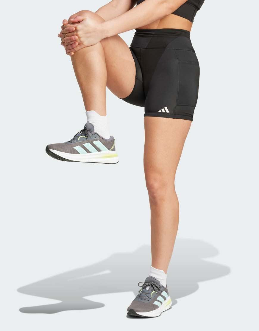adidas Performance - Own The Run - Kurze Leggings in Schwarz von adidas performance