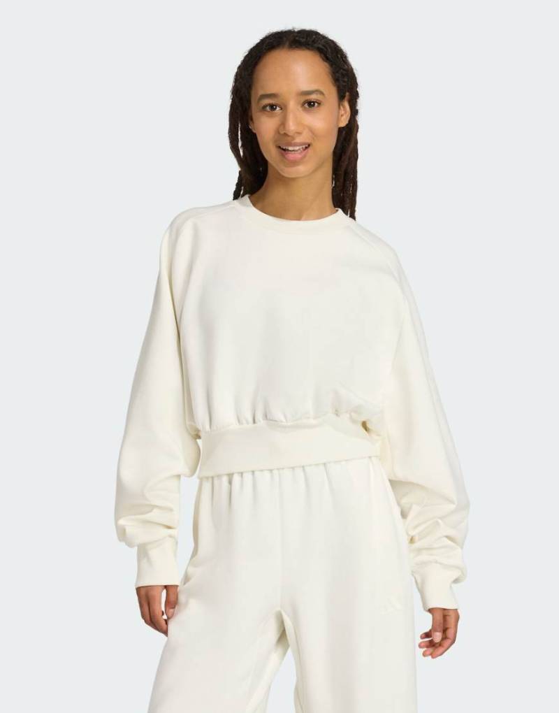 adidas Performance - Soft Lux - Locker geschnittenes Sweatshirt in Wollweiß von adidas performance