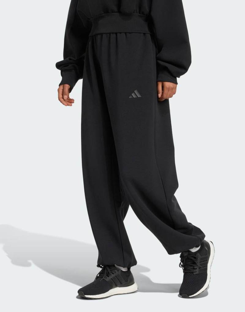 adidas Performance - Soft Lux - Loose-Fit-Hose in Schwarz von adidas performance