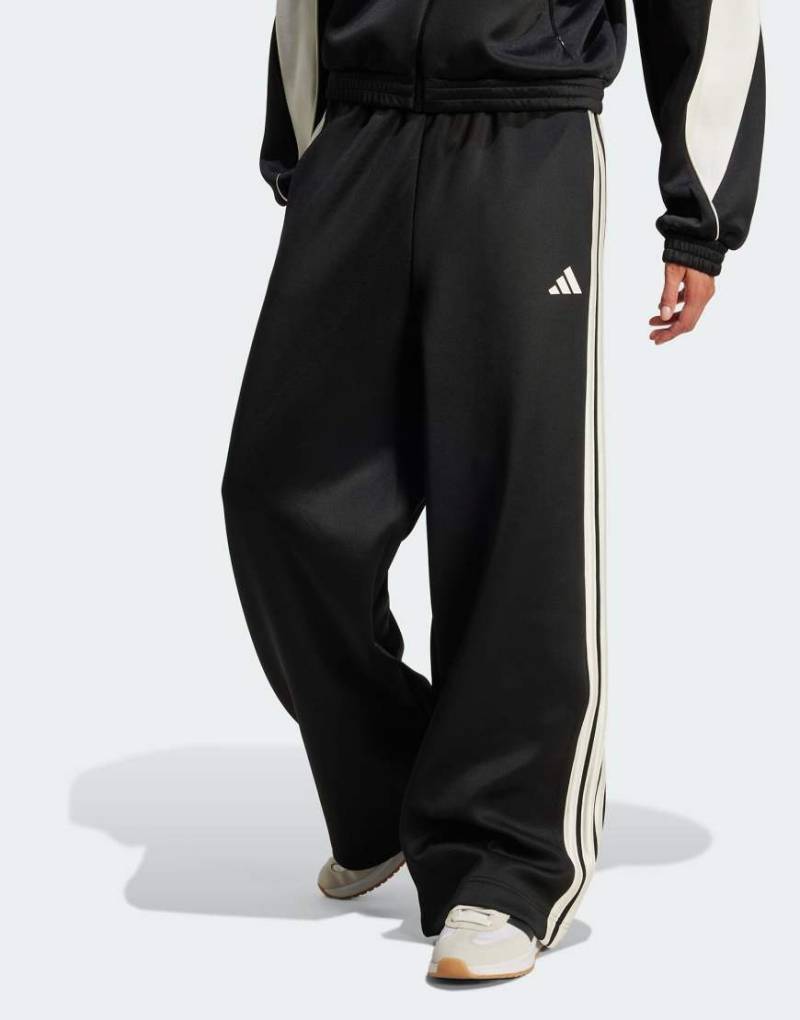 adidas Performance - Stadium - Trainingshose in Schwarz / Wollweiß mit 3 Streifen von adidas performance