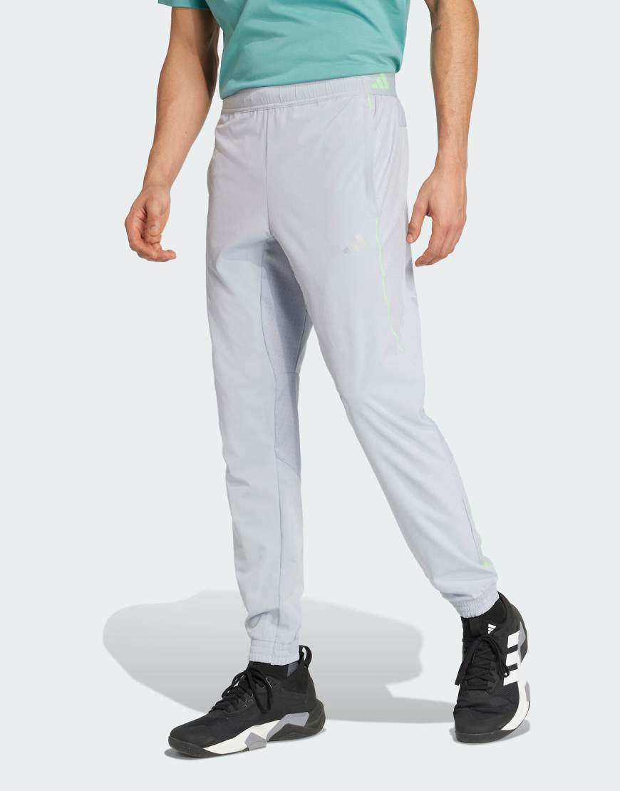 adidas Performance - Tech Apparel - Trainingshose in Halo Silver/Lime Burst-Silber von adidas performance
