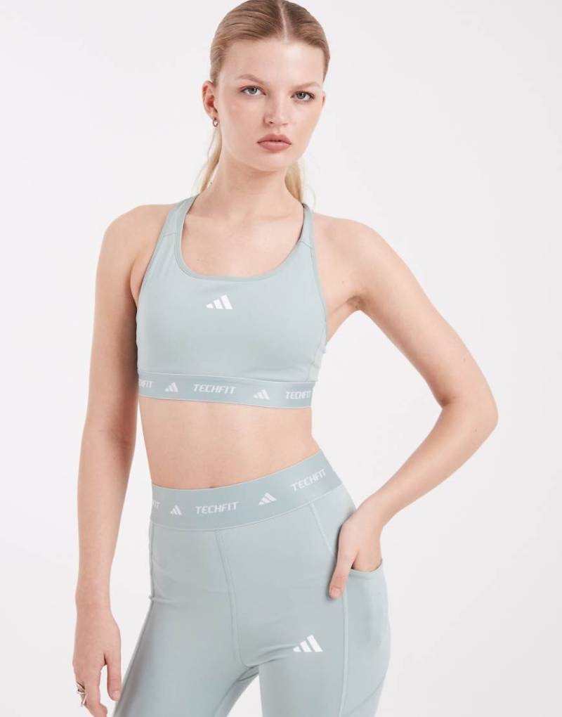 adidas Performance - Techfit - BH in Wonder Sage-Grün von adidas performance