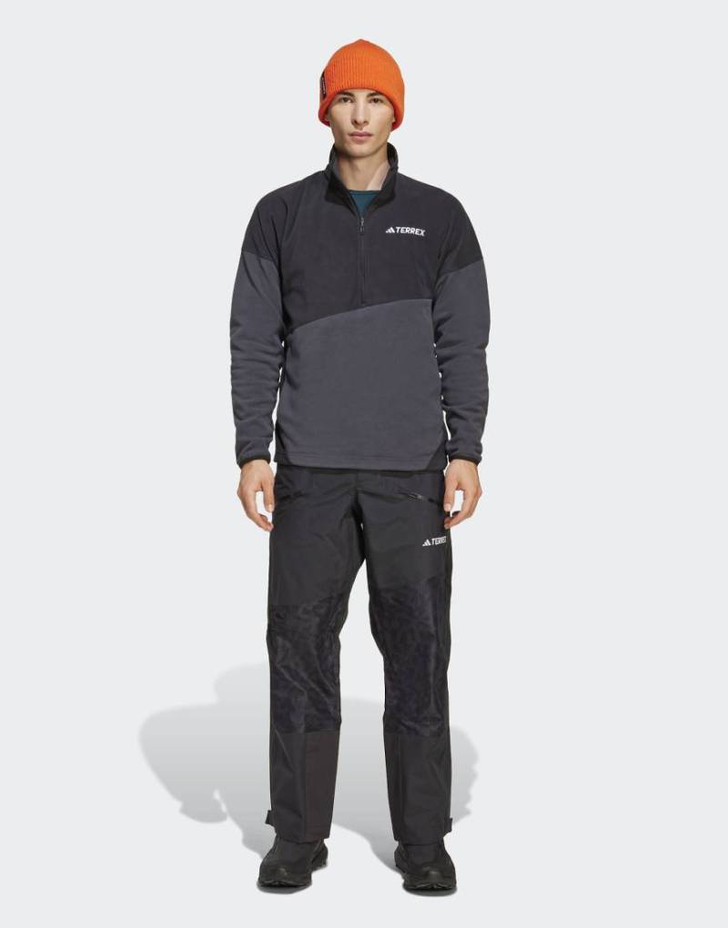 adidas Performance - Terrex Xperior Hybrid Primeknit Climaproof+ - Latzhose in Schwarz adidas Performance - Terrex Xperior Hybrid Primeknit Climaproof+ - Latzhose in Schwarz von adidas performance