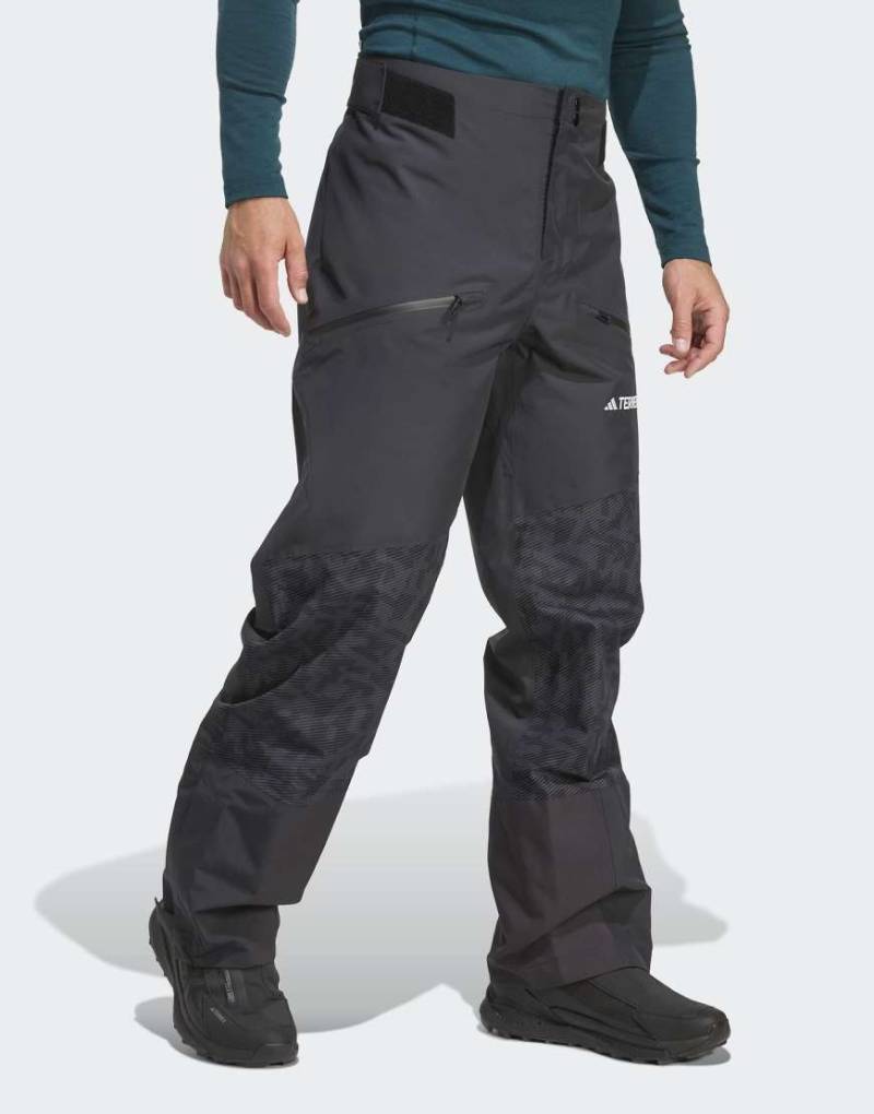 adidas Performance - Terrex Xperior Hybrid Primeknit climaproof+ - Hose in Schwarz von adidas performance