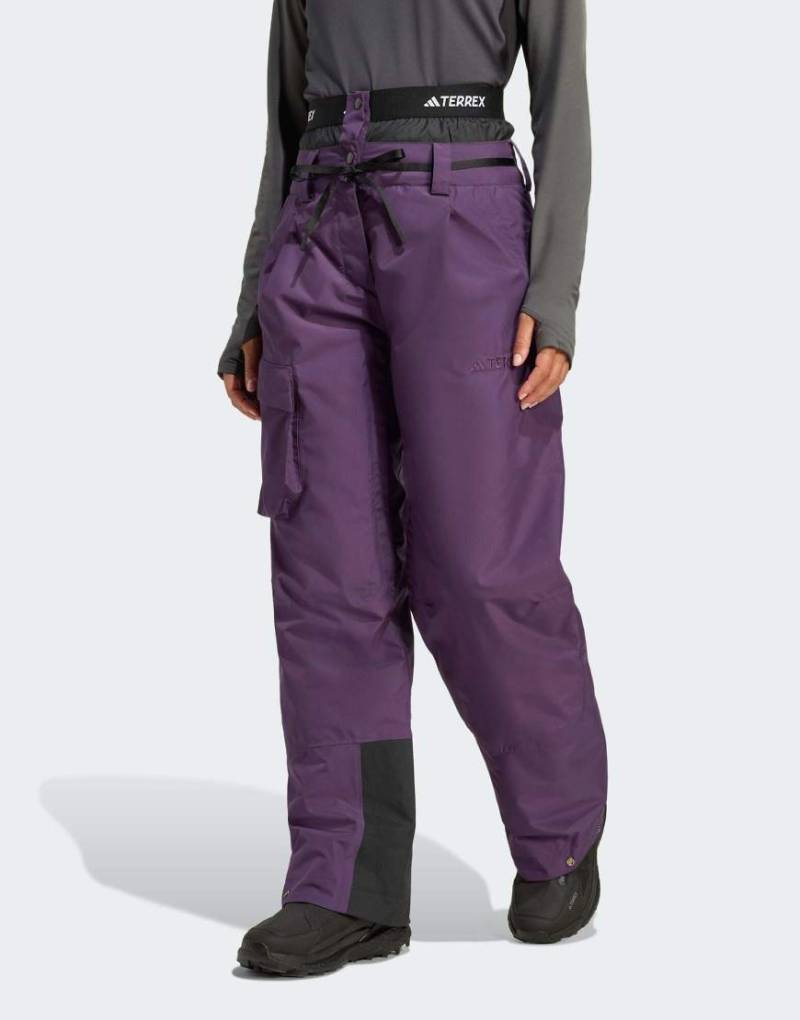 adidas Performance - Terrex Xploric Climaproof - Zweilagige, isolierte Hose in Aurora Plum-Lila von adidas performance