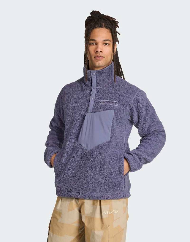 adidas Performance - Terrex Xploric - Hochfloriges Fleece-Sweatshirt in Preloved Violet-Lila von adidas performance