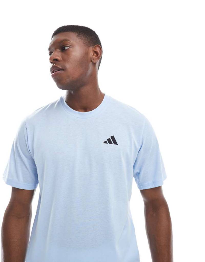 adidas Training - Train Essentials - feelready - Trainings-T-Shirt in Glow Blue / Schwarz-Blau von adidas performance